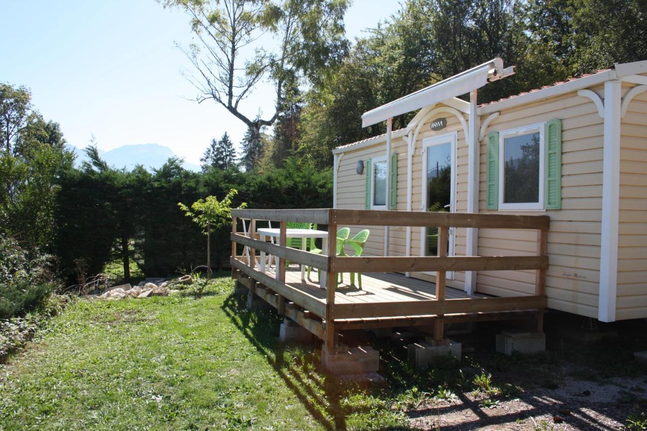 Team Holiday - Camping Le Balcon De Chartreuse Hotel Miribel-les-Echelles Exterior photo