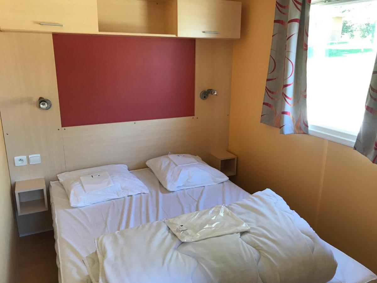 Team Holiday - Camping Le Balcon De Chartreuse Hotel Miribel-les-Echelles Exterior photo