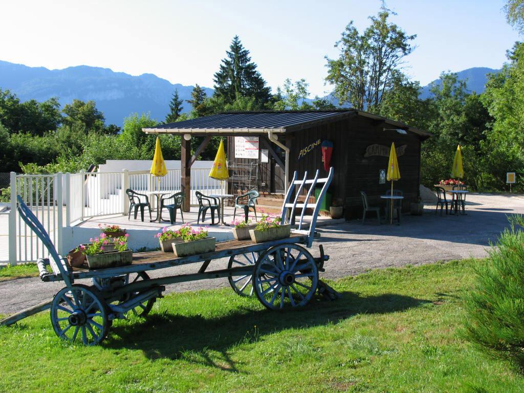 Team Holiday - Camping Le Balcon De Chartreuse Hotel Miribel-les-Echelles Exterior photo