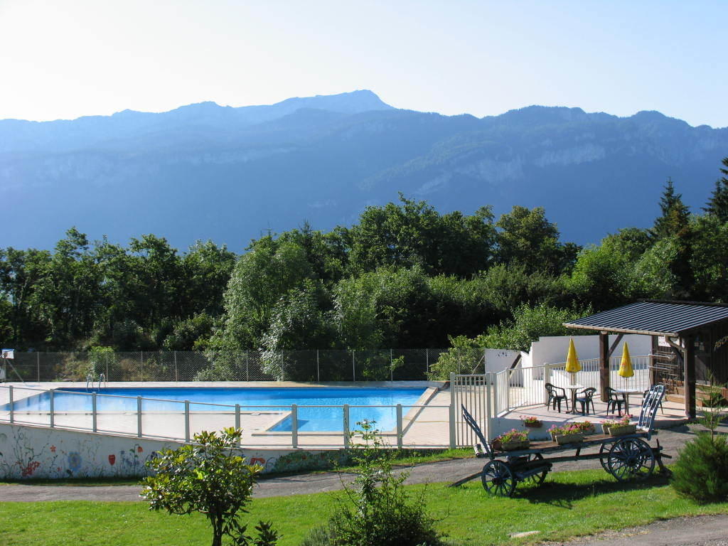 Team Holiday - Camping Le Balcon De Chartreuse Hotel Miribel-les-Echelles Exterior photo